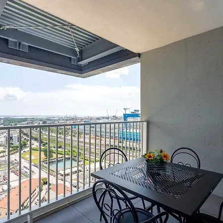 Htm Venice By Halldis * מסטרה