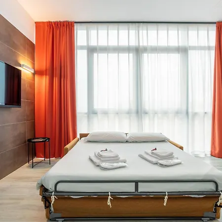 Htm Venice By Halldis *