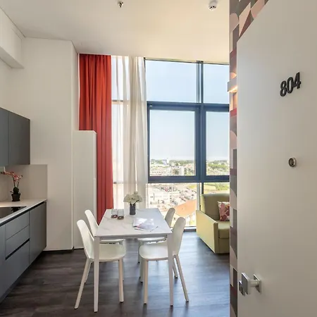 Htm Venice By Halldis Apartament