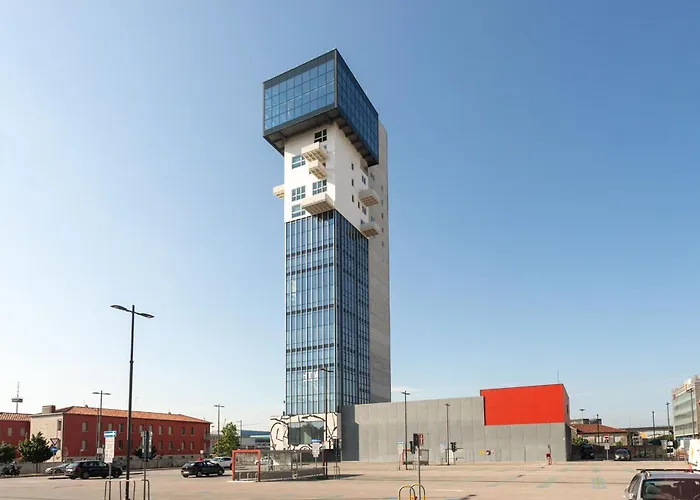 Htm Venice By Halldis *