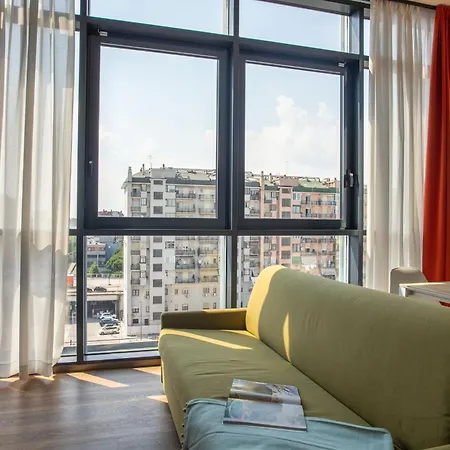 Htm Venice By Halldis Apartment